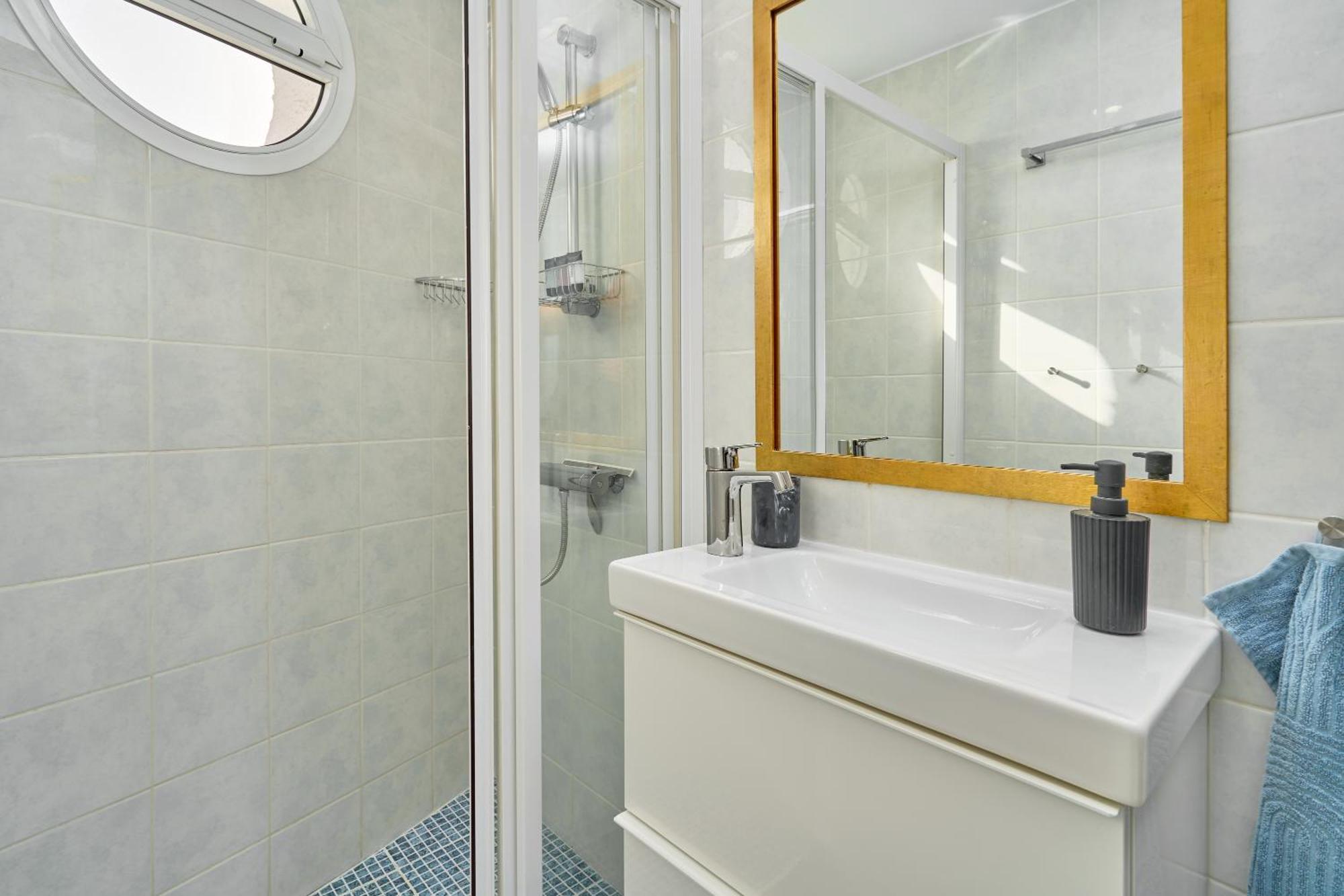 Spectacular Sea Views, 2 Bed,2 Bath Apartment Nerja Bagian luar foto